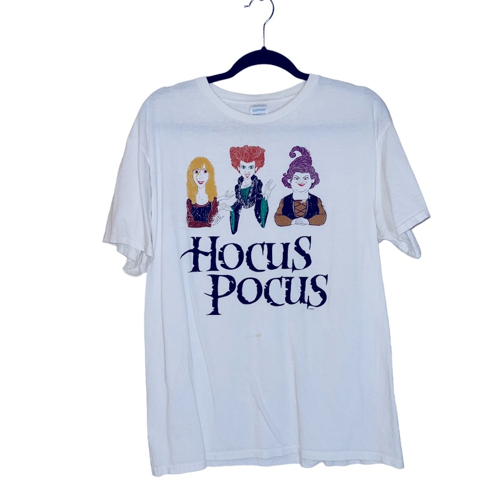 Disney “Hocus Pocus” Adult Graphic Print Tee